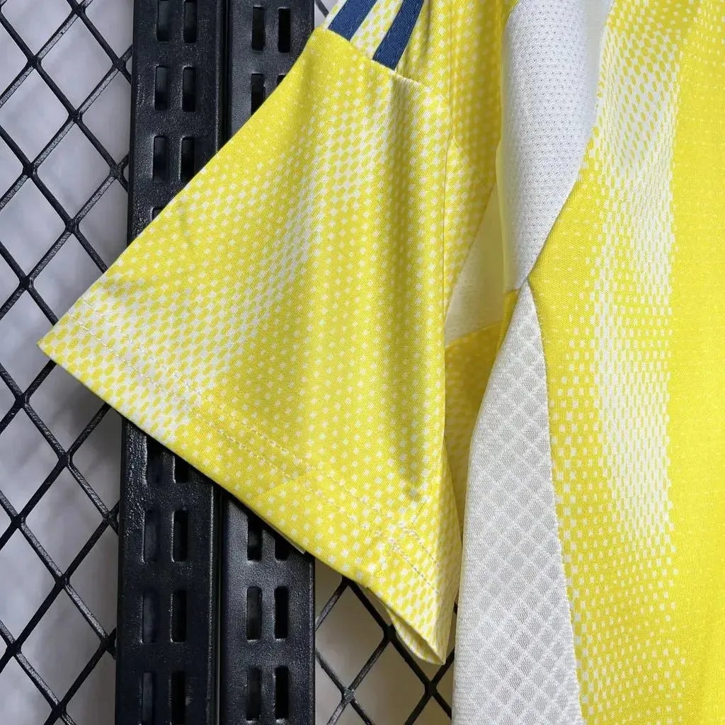 Juventus Away Jersey 2024/25 - Yellow And White - photo 3