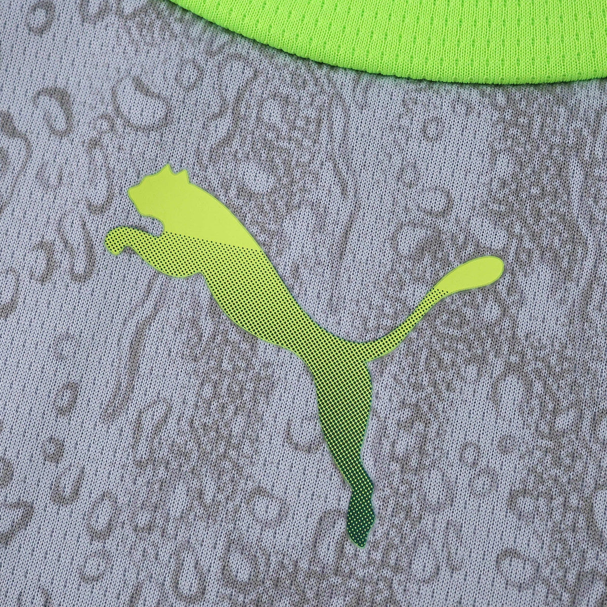 Manchester City Away Jersey 2025/26 - Grey And Neon Green - photo 4