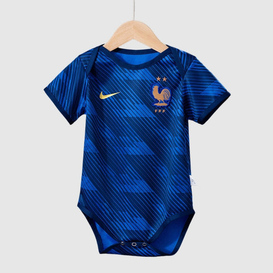 Conjunto Bebé França Principal 26/27