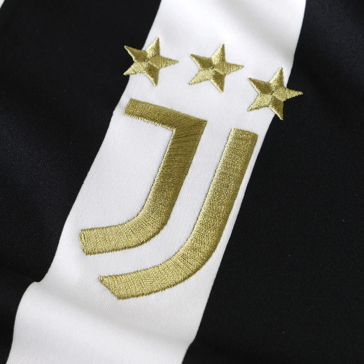 Juventus Home Kids Kit 2026/27 - photo 5