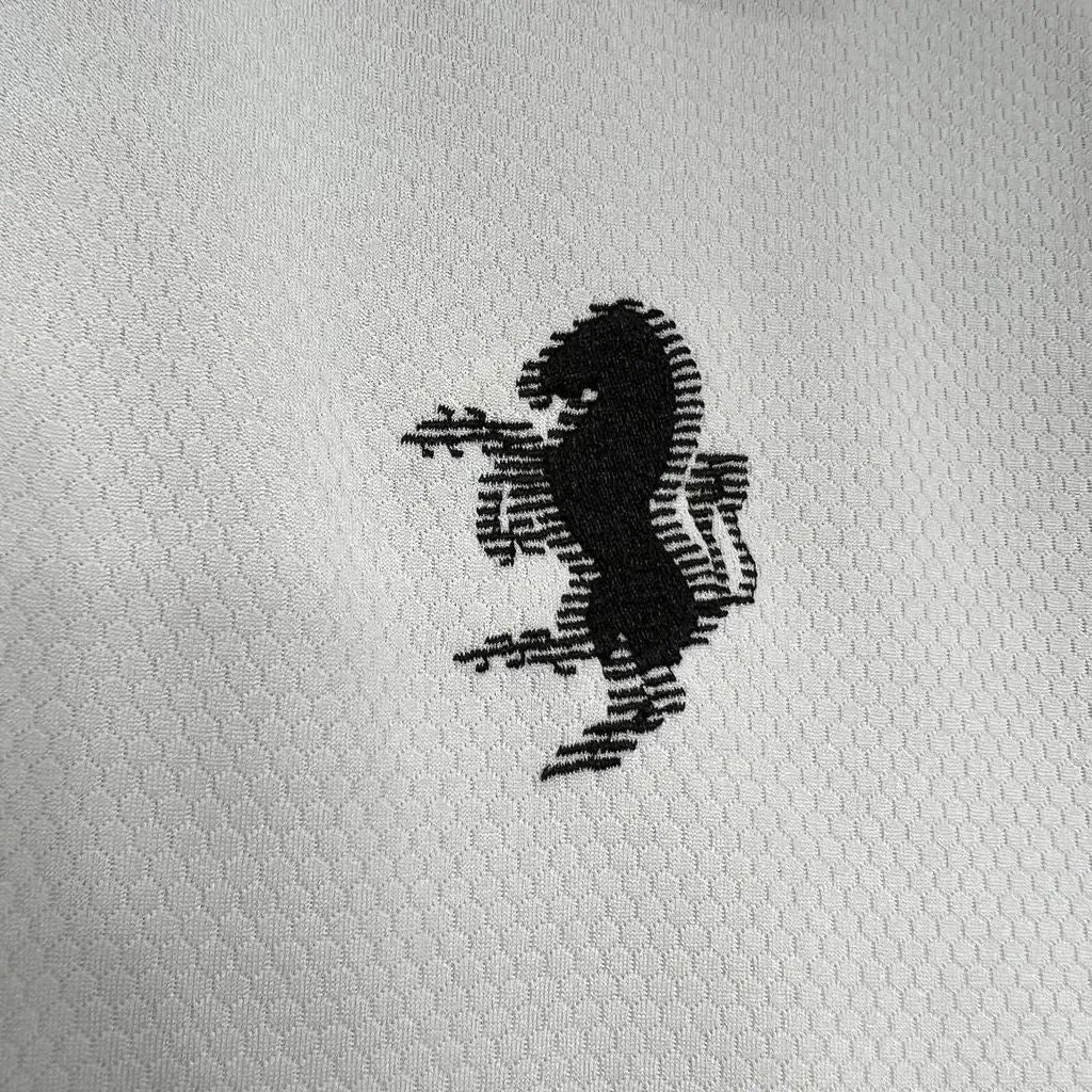 Juventus Training Jersey 2024/25 - photo 5