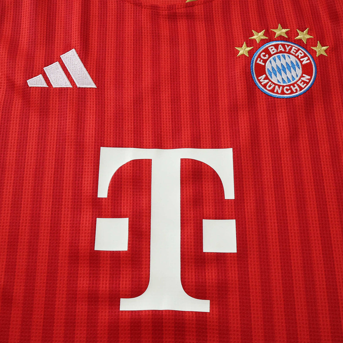 Bayern Munich Home Jersey 2026/27 - photo 3