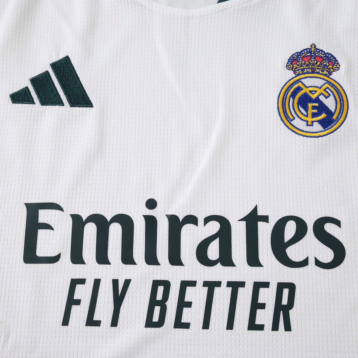 Conjunto Infantil Real Madrid Principal 26/27 - foto 5