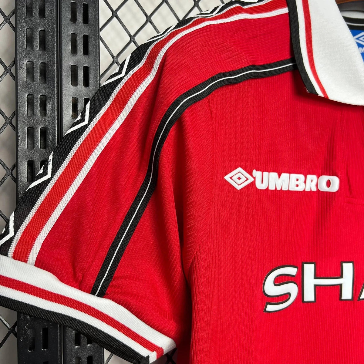 Manchester United Retro Home Jersey 1998/99 - photo 3