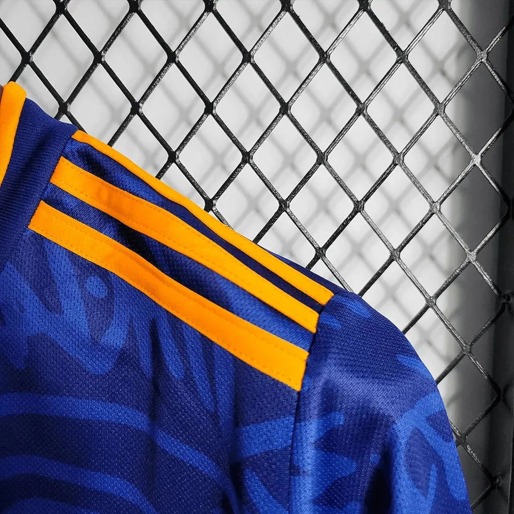 Real Madrid Away Jersey 2021/22 - Blue And Orange - photo 4