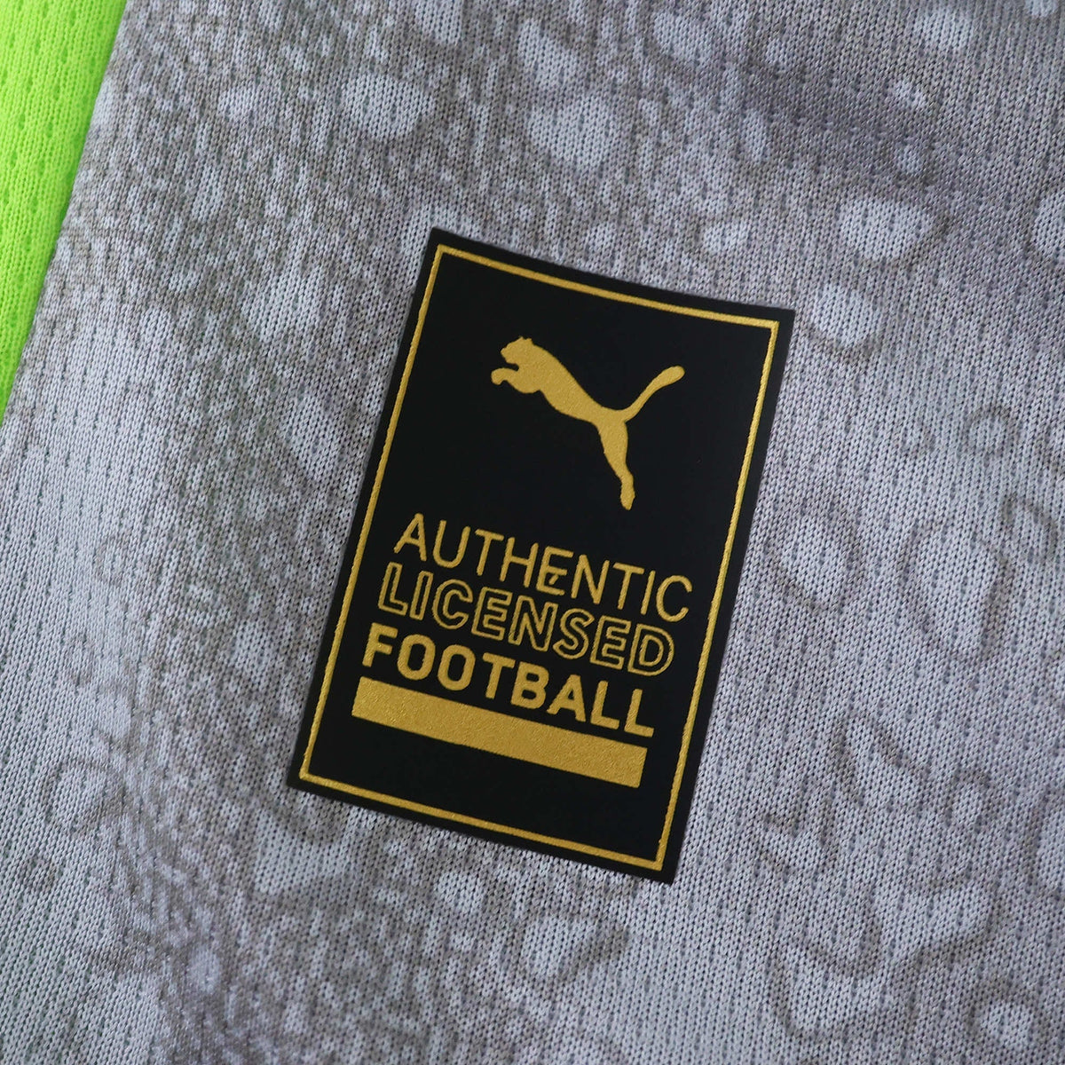 Manchester City Away Jersey 2025/26 - Grey And Neon Green - photo 5