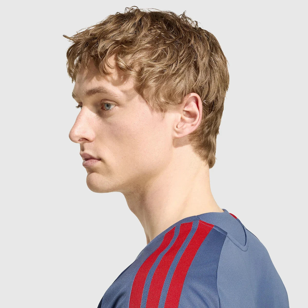 Bayern Munich Training Jersey 2026/27 - photo 4