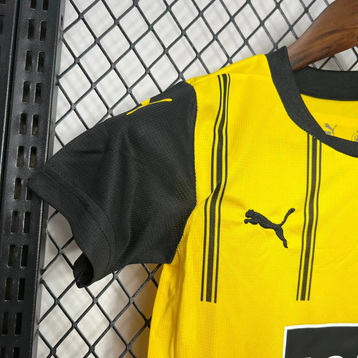 Borussia Dortmund Home Kids Kit 2024/25 - photo 3